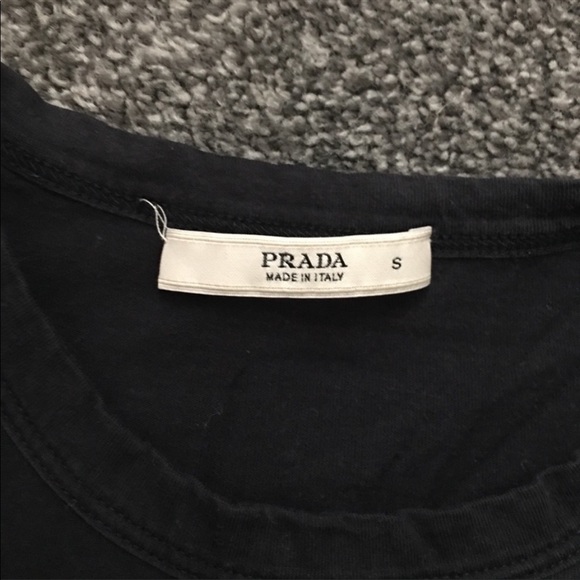 🗽 Prada Logo Shirt - Picture 2 of 2